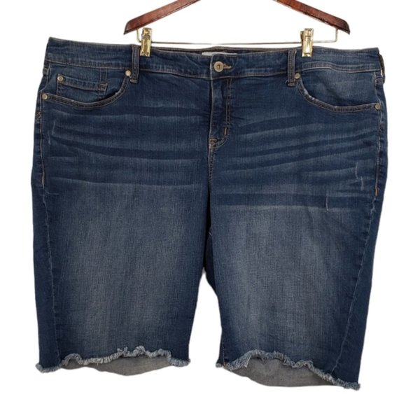 SZ 26 Torrid Bermuda Stretch Mid Rise Denim Shorts Cut Offs - Picture 1 of 11